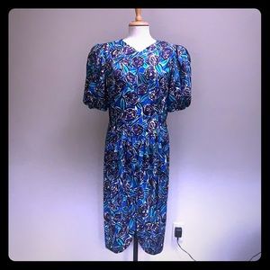 Perfect vintage 80’s puffed sleeve silk dress 14